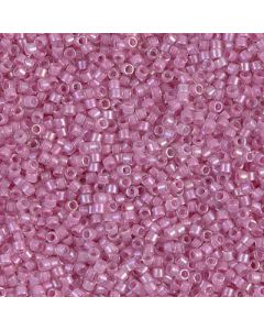 Miyuki Delica 11/0 DB0072 Lined Pale Lilac AB