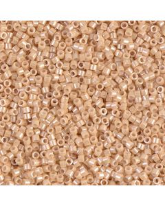 Miyuki Delica 11/0 DB0205 Ceylon Beige