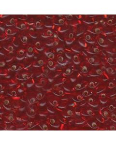 Miyuki Long Magatama LMA0010 Flame Red Silver Lined